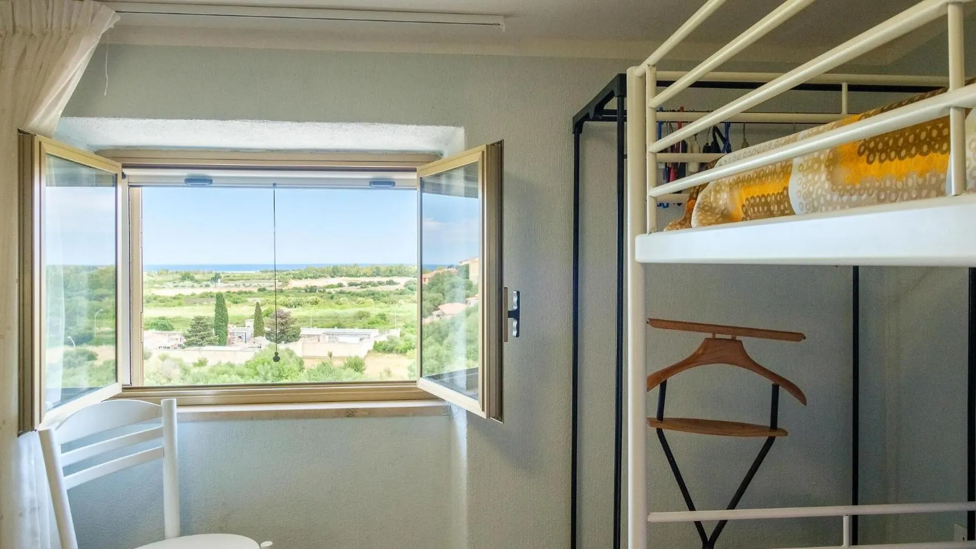 Nice Apartment In Posada With Kitchen